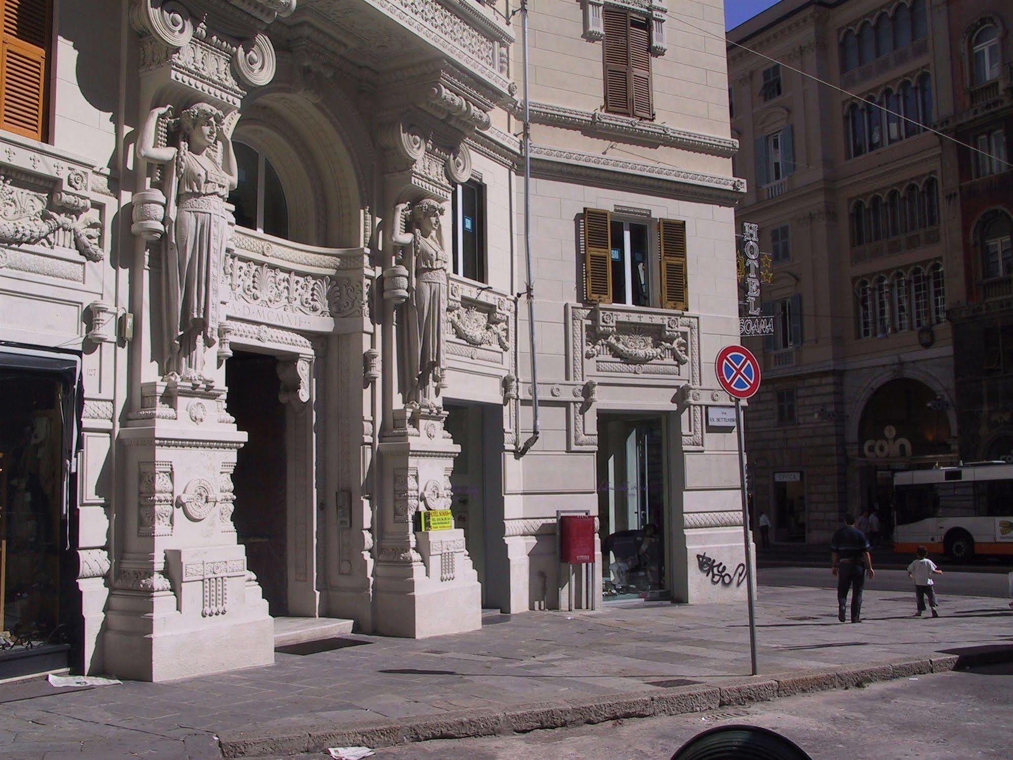 Soana City Rooms Genua Exteriör bild
