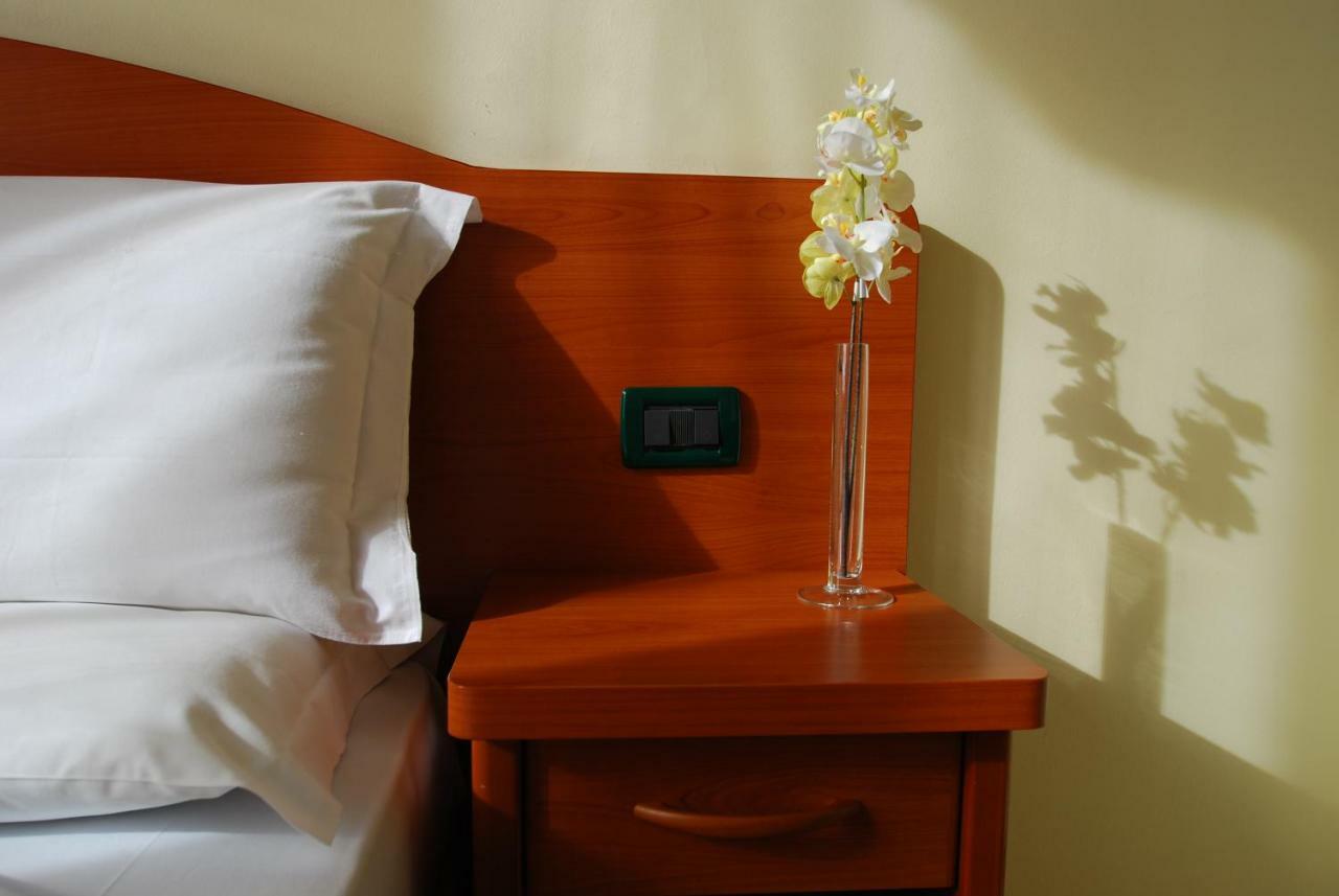 Soana City Rooms Genua Exteriör bild