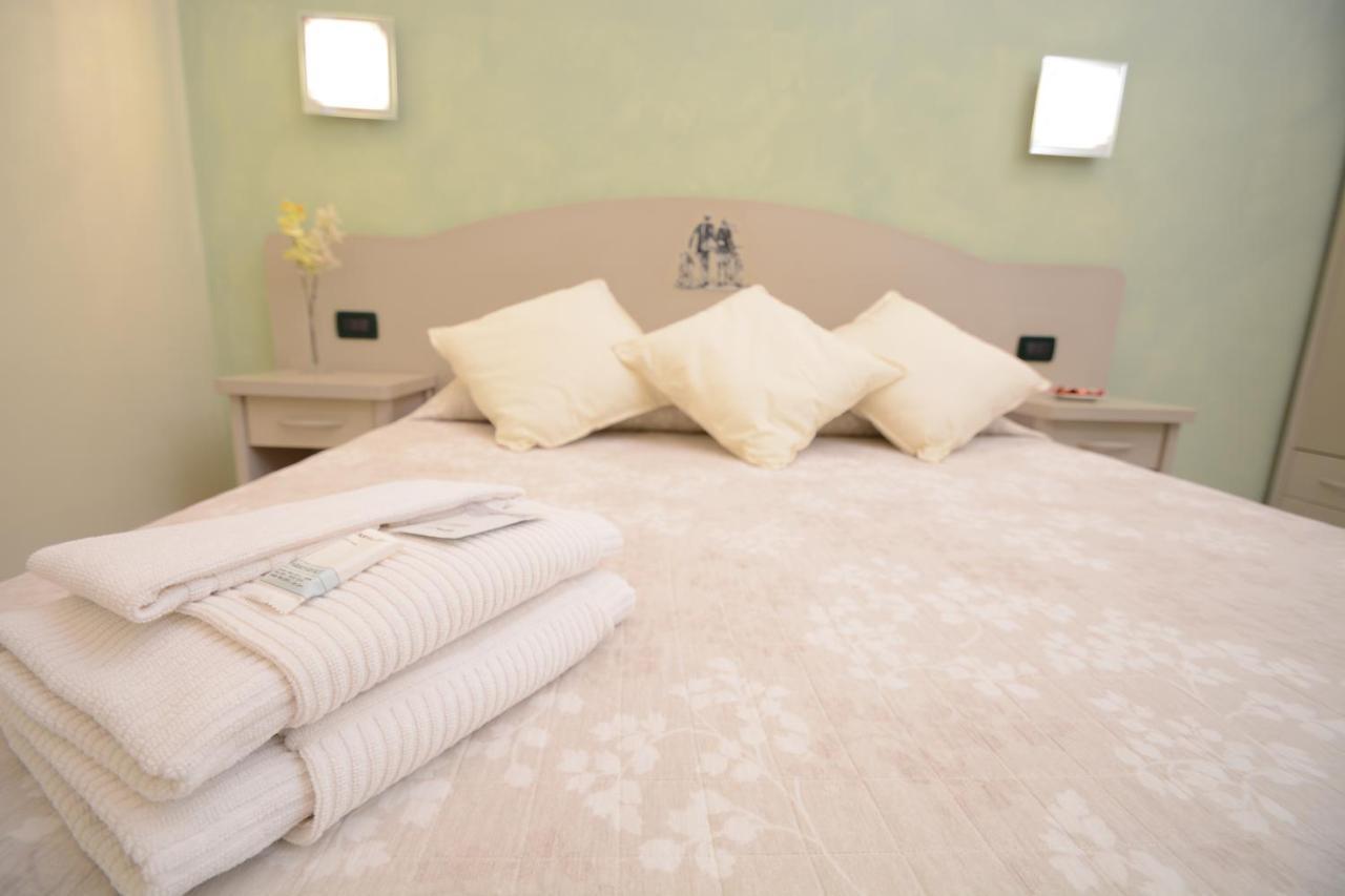 Soana City Rooms Genua Exteriör bild