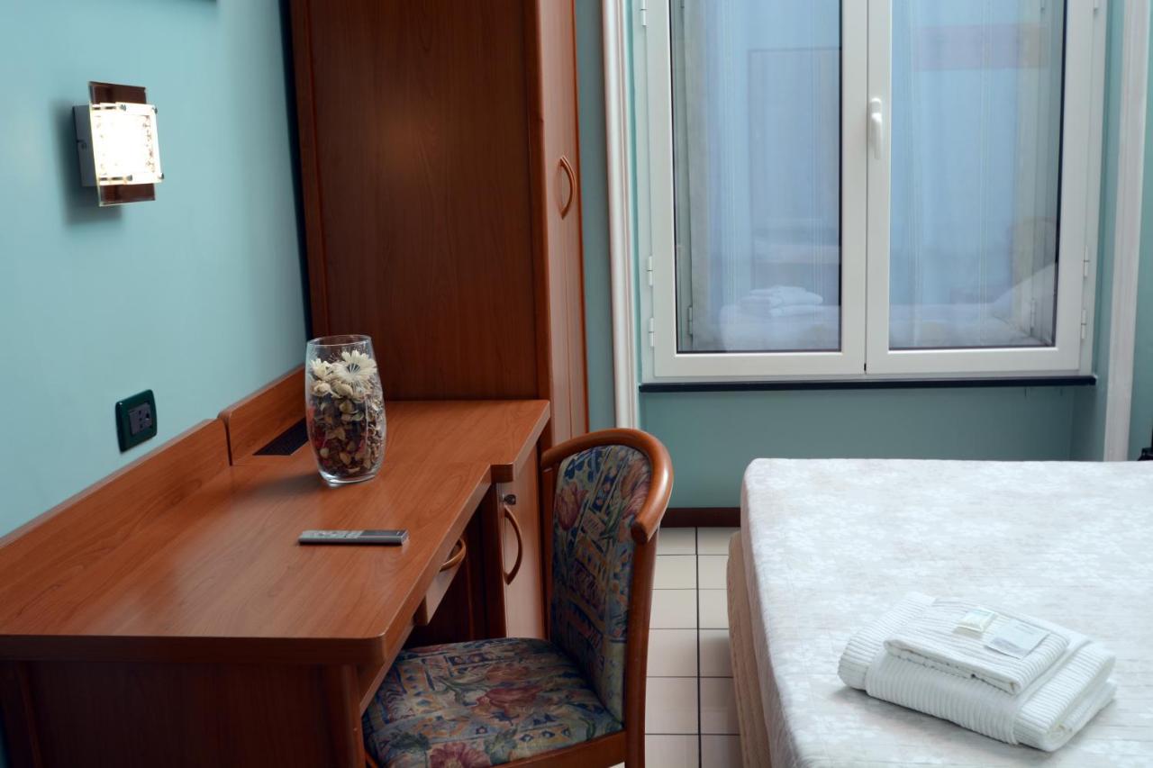 Soana City Rooms Genua Exteriör bild